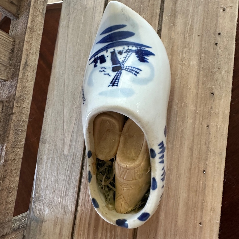 Delft Ceramic Clog - Picture 6 of 8
